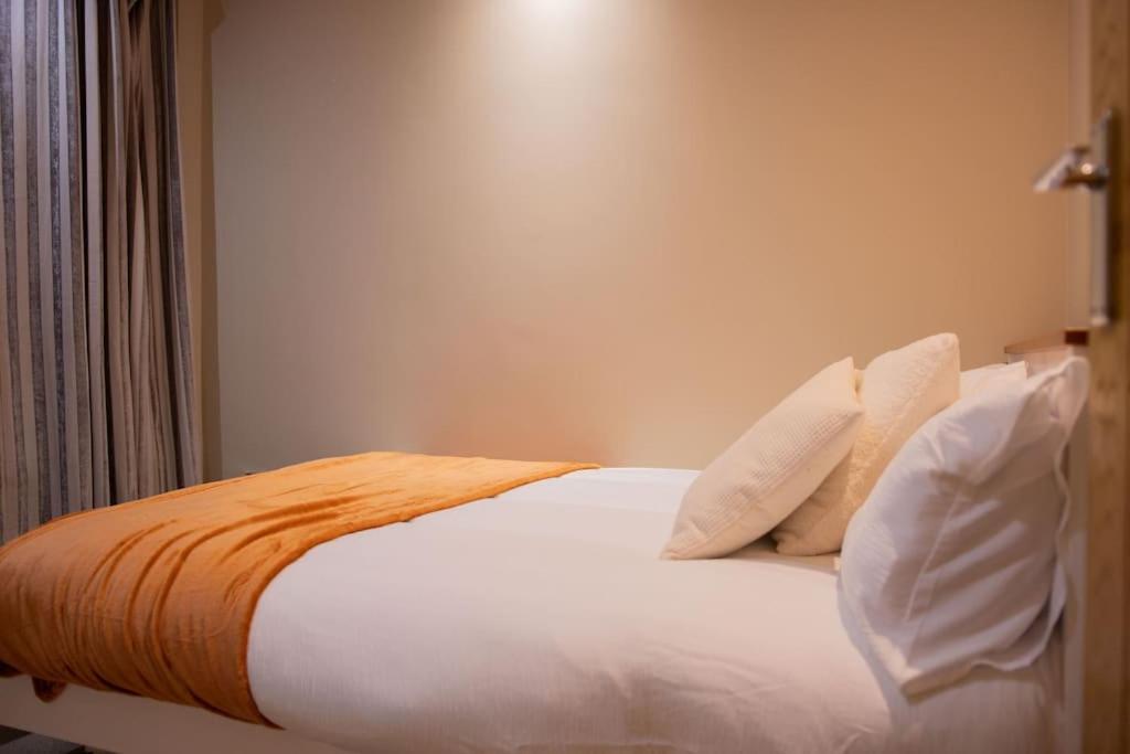 Oikoshomes Three Bedroom Flat In London Bagian luar foto