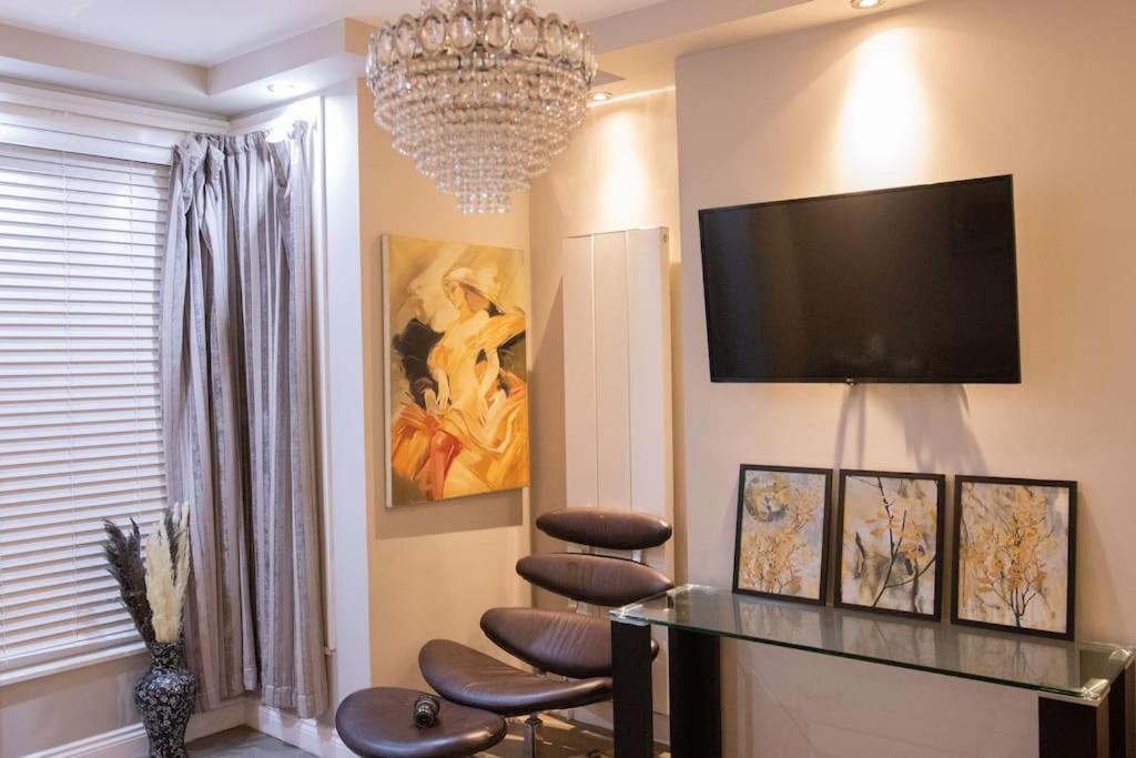 Oikoshomes Three Bedroom Flat In London Bagian luar foto